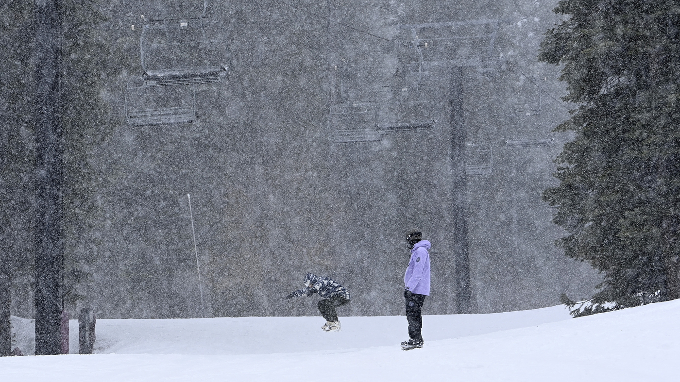 The major interstate in the Sierra Nevada was closed as a dangerous storm bore down